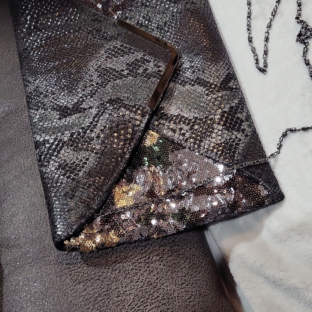 Big Buddha Clutch Bag - Picture 2 of 16